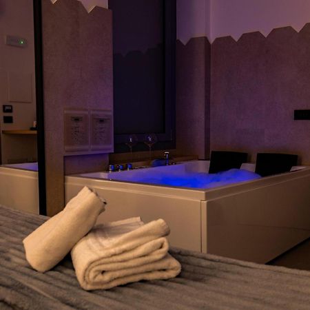Sardinian Days - Suites & Rooms كالياري المظهر الخارجي الصورة